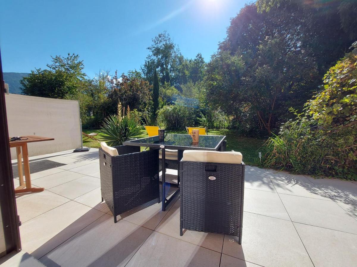 Centre St Jorioz : Charmant Et Spacieux Studio Avec Terrasse Et Jardin Privatif Saint-Jorioz Buitenkant foto